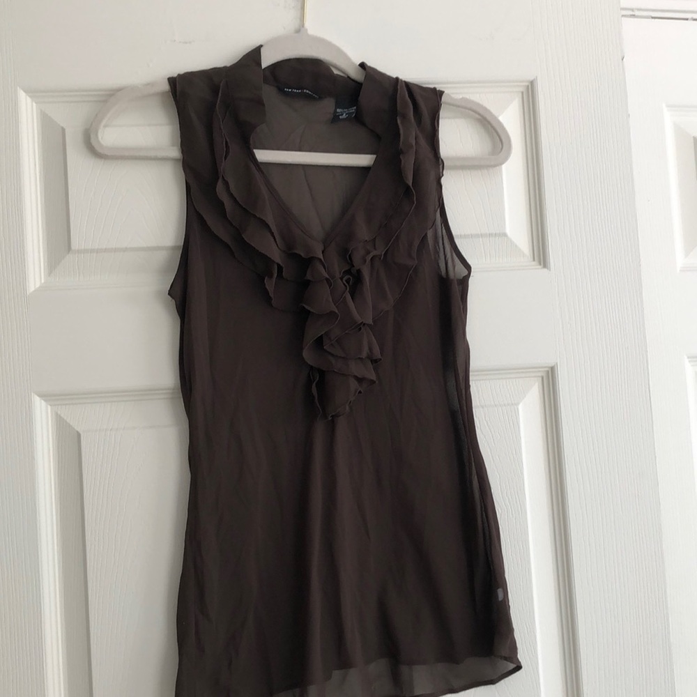 Sleeveless top